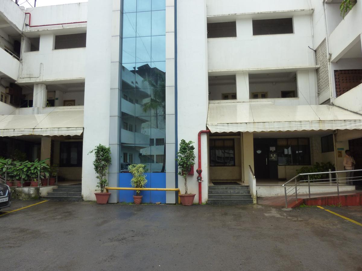 Hotel Tourist, Kolhapur Exterior foto